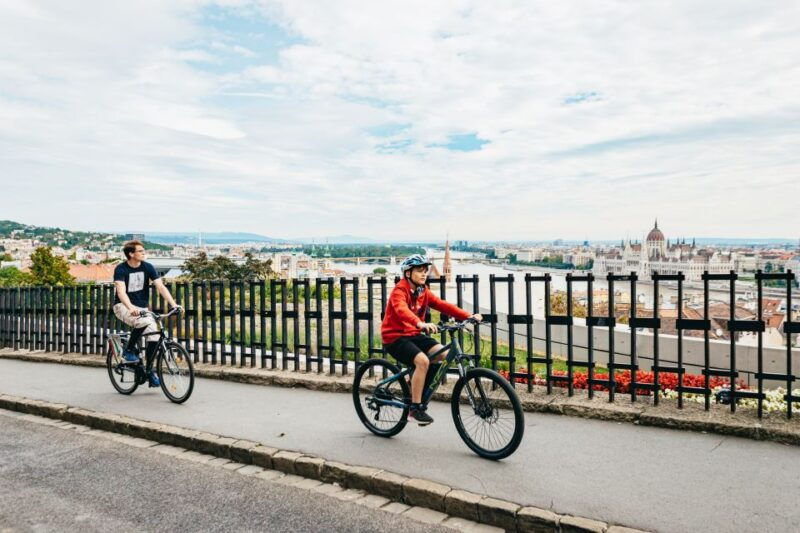 budapest-grand-sightseeing-bike-tour