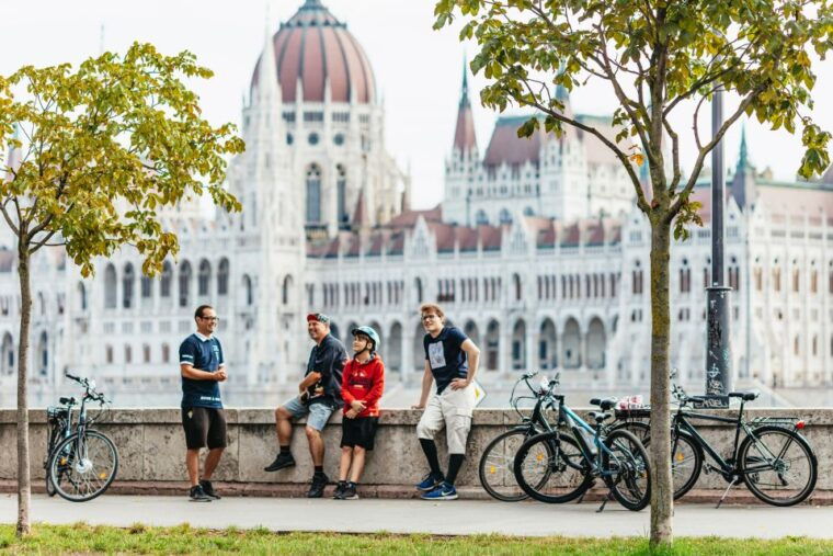 budapest-grand-sightseeing-bike-tour