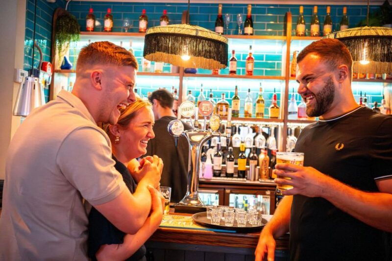 budapest-guided-bar-crawl-walking-tour