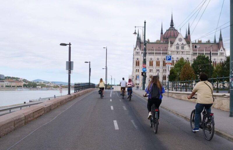 budapest-guided-e-bike-sightseeing-tour