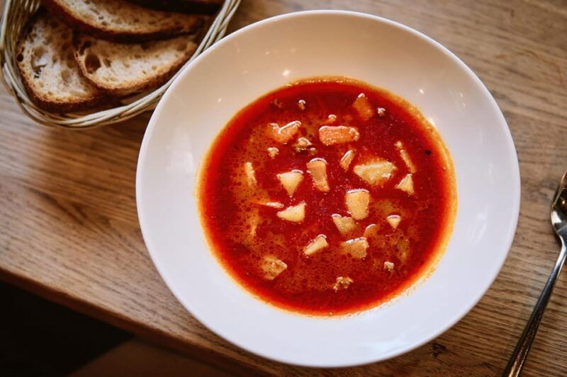 budapest-guided-food-tour-with-drinks-included