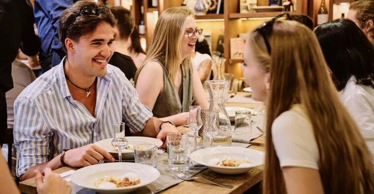 budapest-guided-food-tour-with-drinks-included