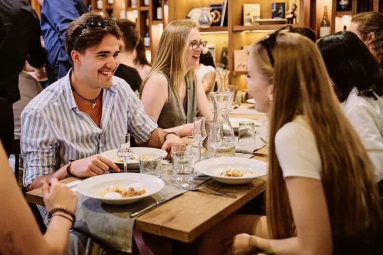 budapest-guided-food-tour-with-drinks-included