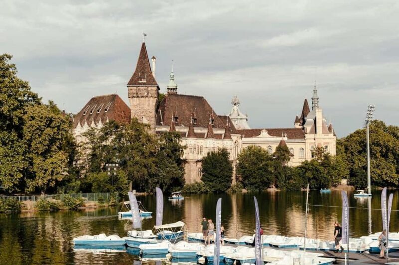 Budapest: Guided Musical Tour & Folk Music Performance - Practical Details and Value
