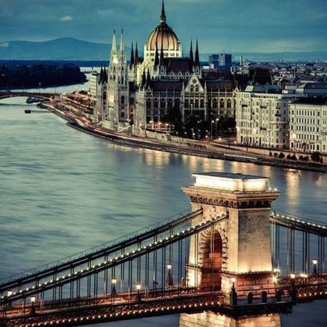 budapest-half-day-highlights-small-group-private-tour