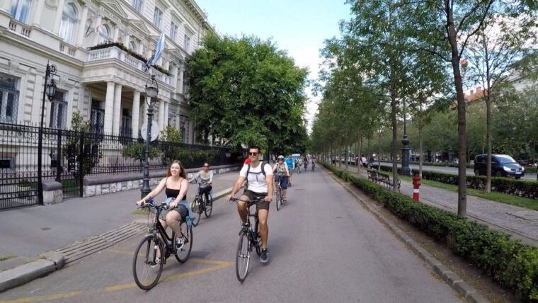 budapest-highlights-bike-tour-with-a-local-guide
