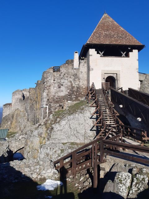 budapest-hike-to-visegrad-castle-w-or-wo-sauna-danube-beach