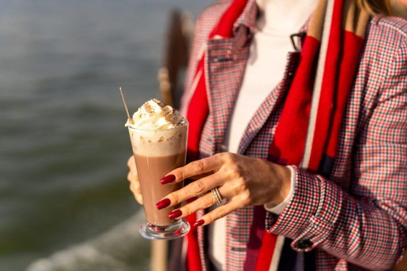 budapest-historic-cruise-with-welcome-drink-2