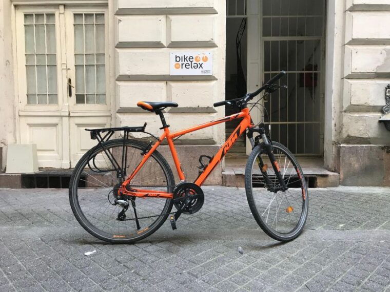 budapest-historic-downtown-bicycle-ride-with-scenic-views