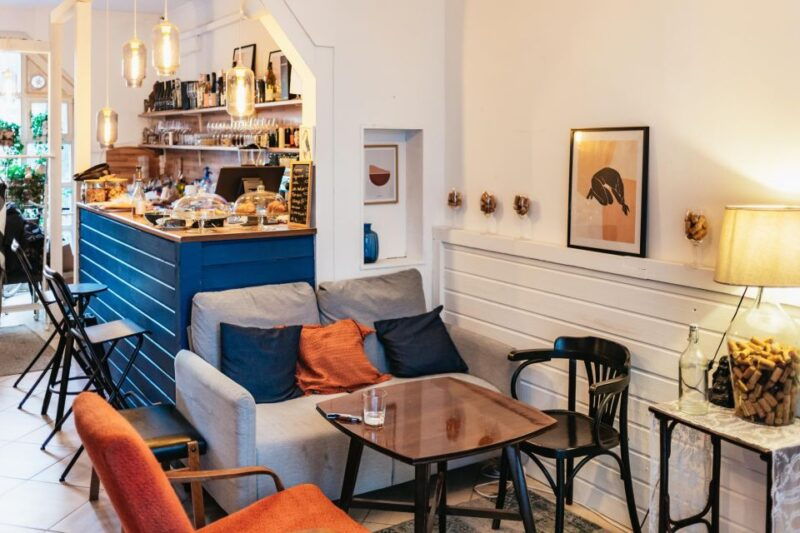 budapest-hungarian-wine-tasting-with-7-wines-and-tapas