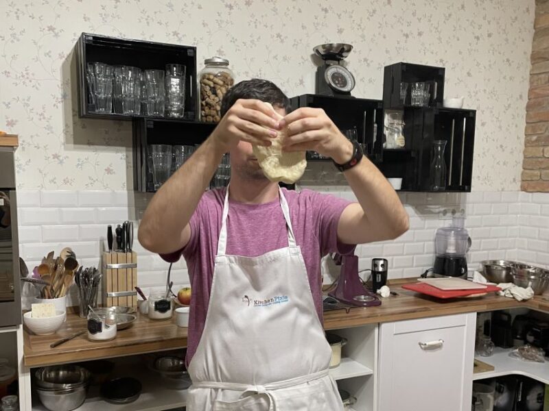 Budapest: Langos Making Class - Nr. 1 Hungarian Street Food - FAQ