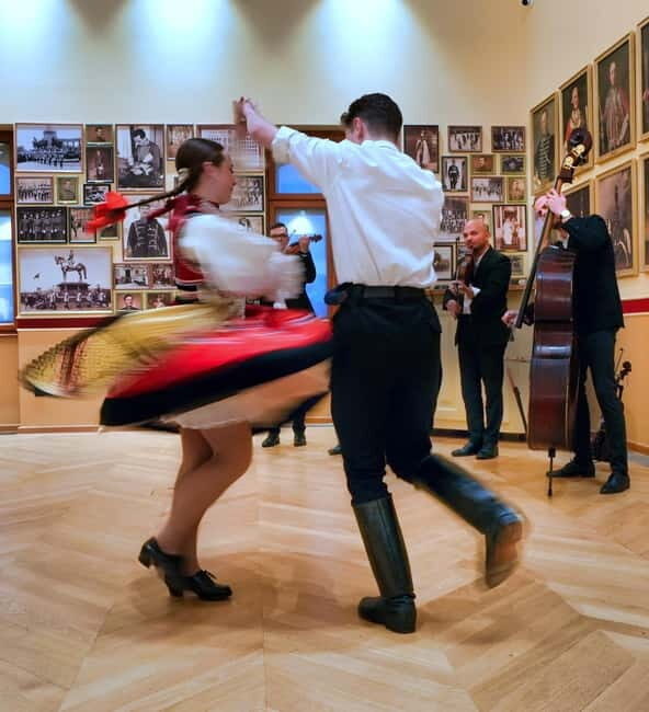 Budapest: Live Folklore Show in the Castle District - Is This Experience Worth It?