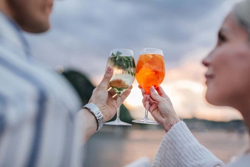 Budapest: Lotus Cruise with Unlimited Aperol and Prosecco - FAQ