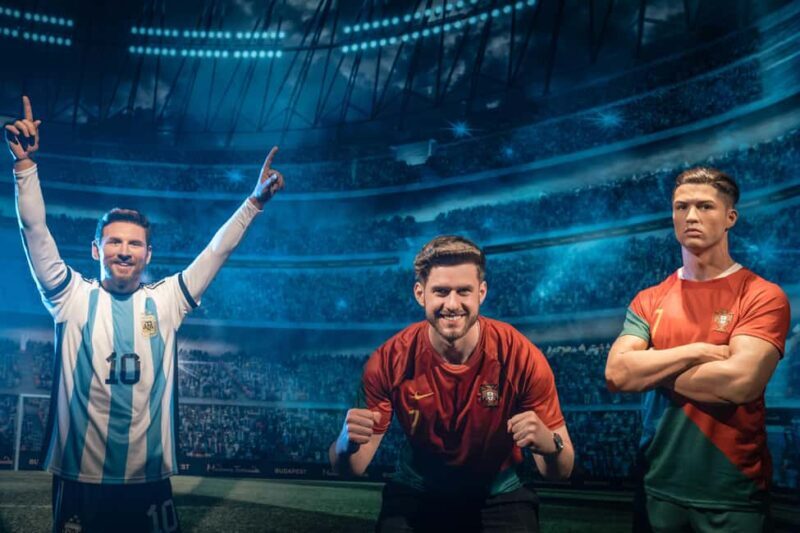 Budapest: Madame Tussauds Ticket + POP&ROLL Access - Key Points