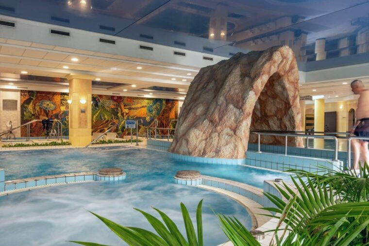 budapest-margaret-island-day-spa-entry-ticket-2