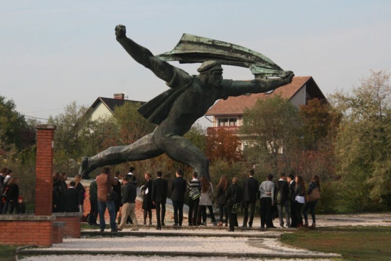 Budapest: Memento Park and Icons of Communism Guided Tour - What to Expect from the Tour  