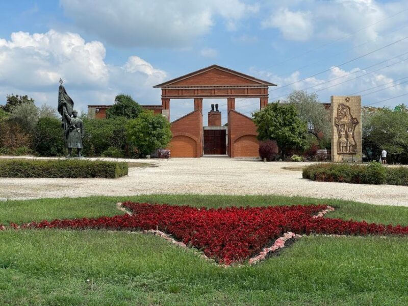 Budapest: Memento Park and Icons of Communism Guided Tour - The Sum Up  