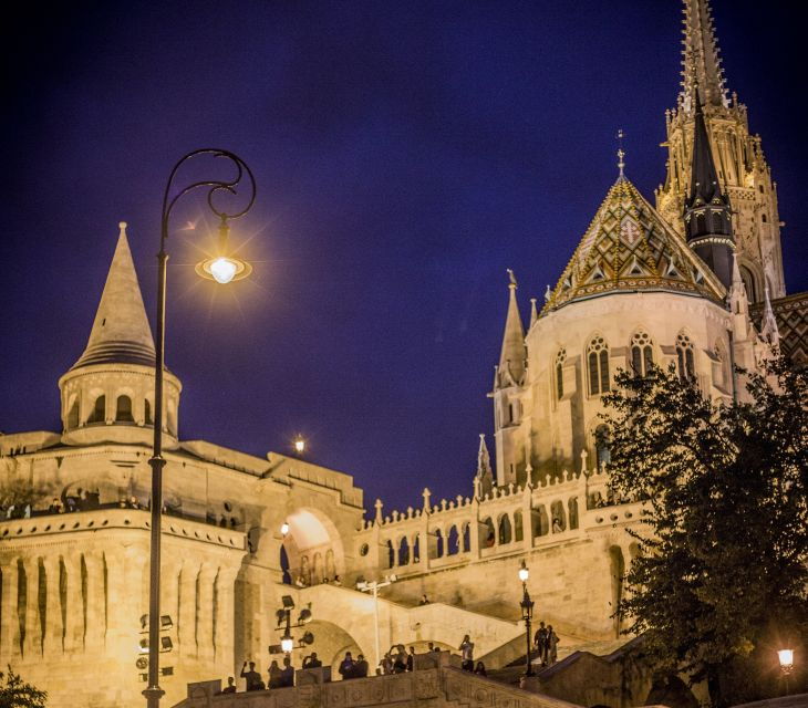 budapest-night-tour-on-monsteroller-e-scooter