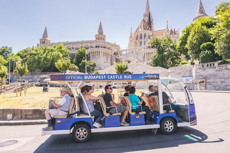 budapest-official-buda-castle-electric-hop-on-hop-off-bus