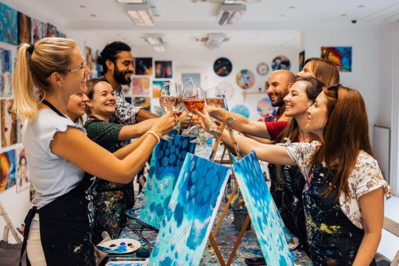 budapest-paint-and-sip-experience-25-hrs-for-beginners