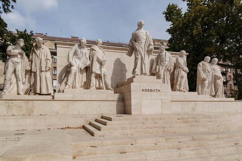 Budapest: Parliament & Its Surroundings Tour with Folk Music - FAQs