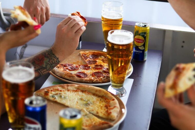 budapest-pizza-cruise-2