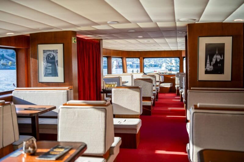 budapest-premium-sightseeing-cruise-with-tokaj-frizzante