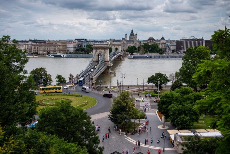 budapest-private-4-hour-walking-tour-with-a-local-2