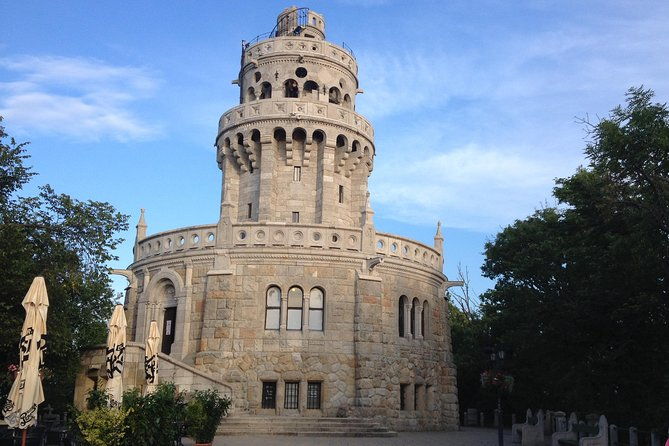 budapest-private-adventure-sightseeing-bicycle-tour