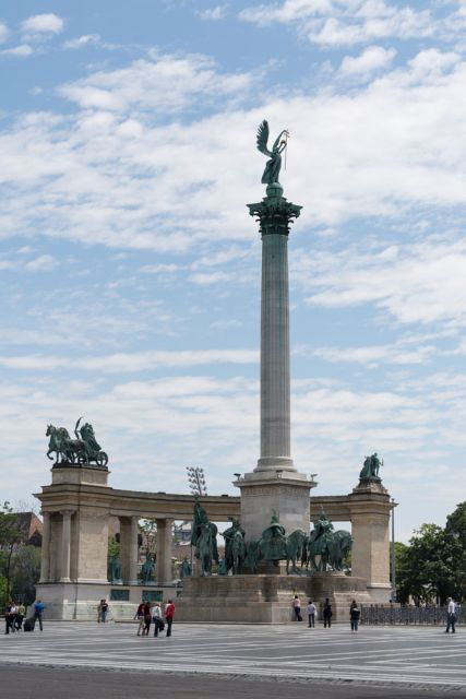 budapest-private-city-tuk-tuk-tour-boat-cruise