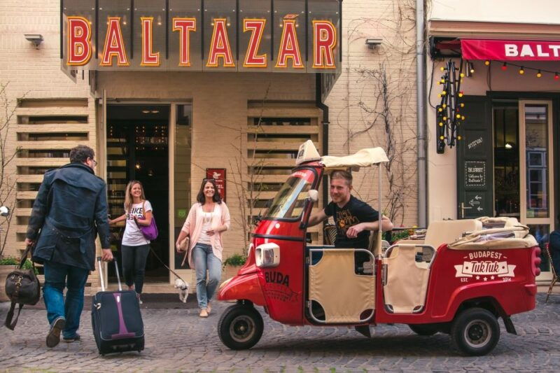 budapest-private-city-tuk-tuk-tour-boat-cruise