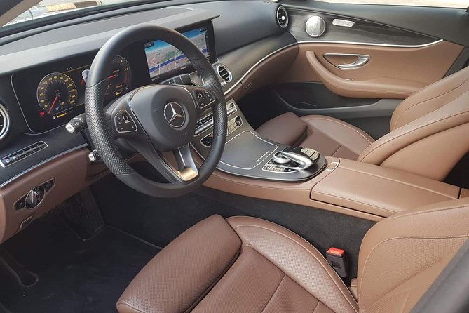 budapest-private-round-trip-airport-transfer-in-a-luxury-car