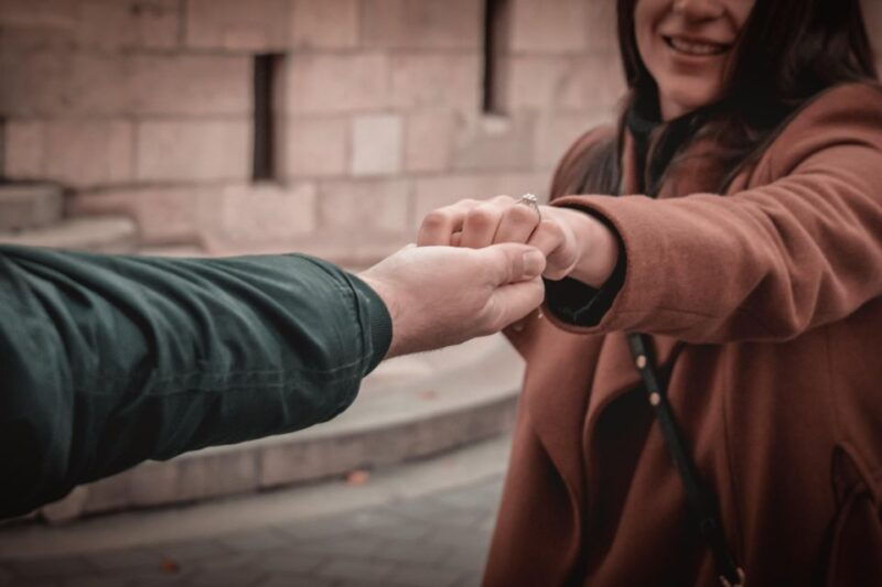 budapest-proposal-photos-at-enchanting-fishermans-bastion