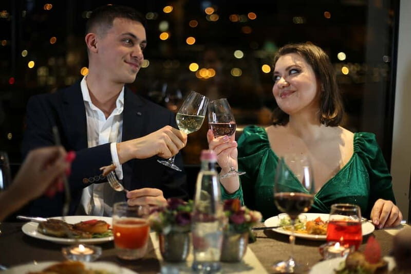 Budapest: Prosecco Dinner Cruise with Live Music - The Experience: What to Expect on the Budapest Prosecco Dinner Cruise