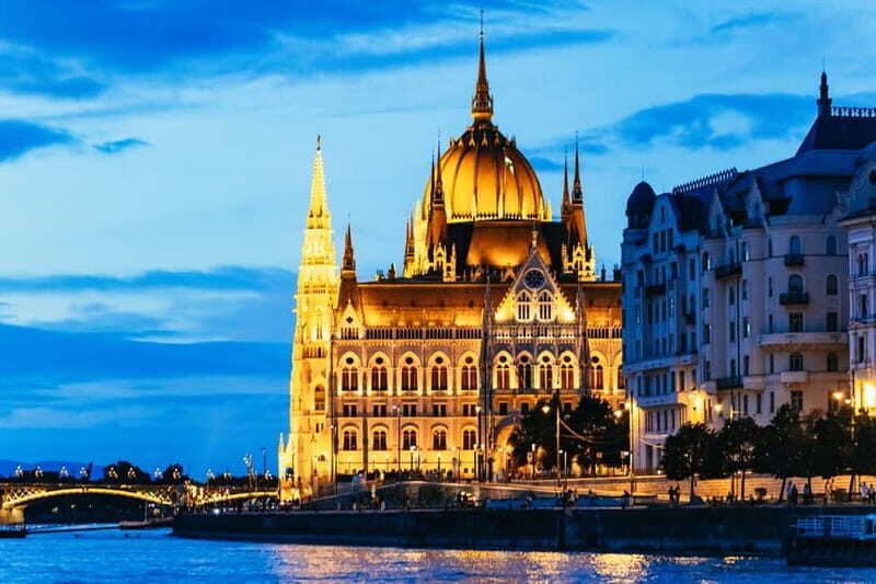 Budapest: Prosecco Dinner Cruise with Live Music - The Culinary & Entertainment Experience: What Sets This Cruise Apart
