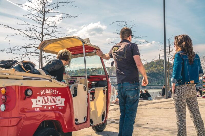 budapest-scenic-tuk-tuk-tour