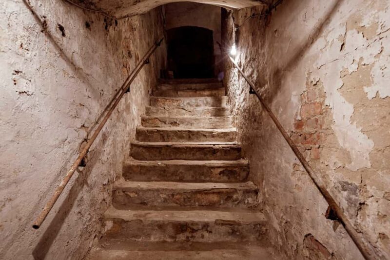 Budapest: Secrets of the Old Town of Buda Guided Walk - Who Will Love This Tour?