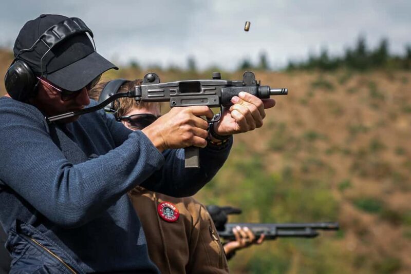 Budapest: Shooting Experience 3 to 10 guns + Hotel Pickup - Key Points