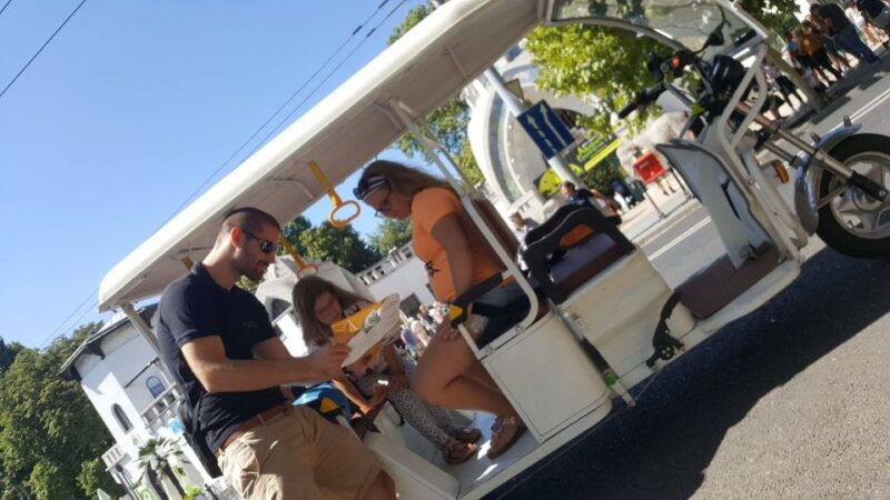 budapest-sightseeing-tour-by-electric-tuktuk