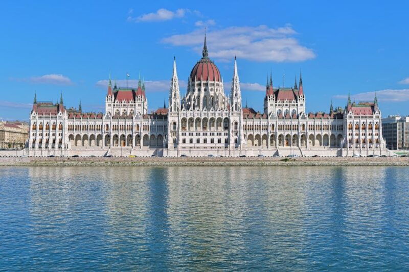 budapest-sightseeing-tour-with-private-transportation