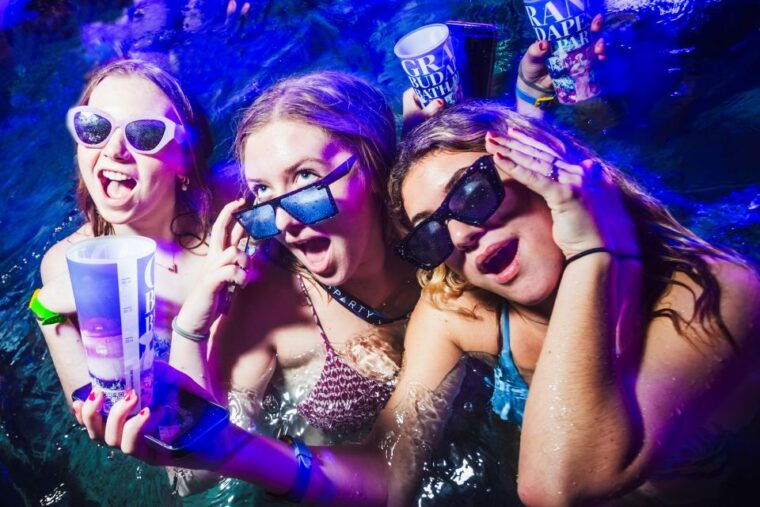budapest-sparty-the-ultimate-late-night-spa-party-ticket