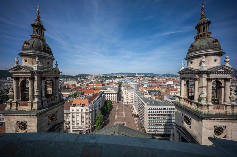 budapest-st-stephens-basilica-entry-with-terrace-option