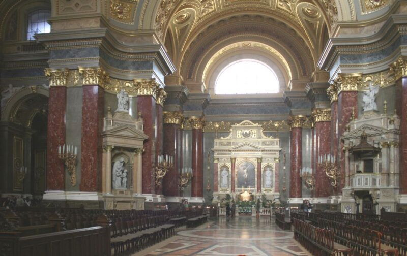 budapest-st-stephens-basilica-tour