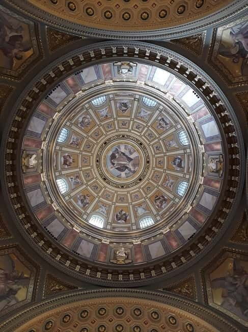 Budapest: St. Stephen's Basilica Tour with Music Performance - Key Points