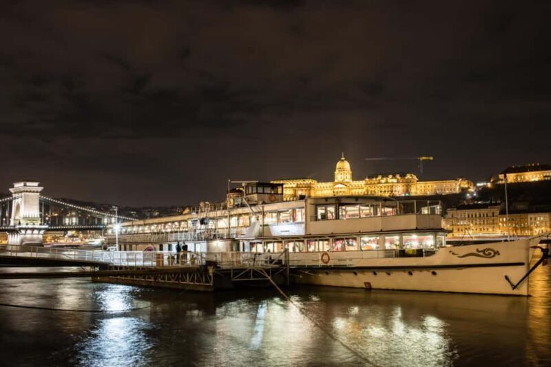 Budapest Super Saver: Spa, Basilica Tour, and Danube Cruise - Overall Value and Who Will Love It  