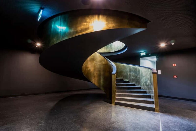 Budapest: Szabolcs Bozó Exhibition Soulmate  Guided Tour - Who Will Love This Tour?