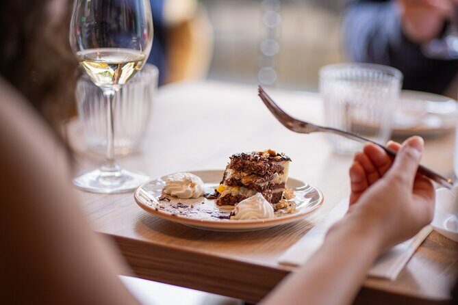 Budapest Tipsy Guided Food Tour with Drinks Included - Key Points