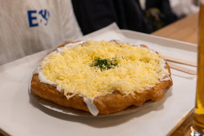 Budapest Tipsy Guided Food Tour with Drinks Included - Group Size and Atmosphere
