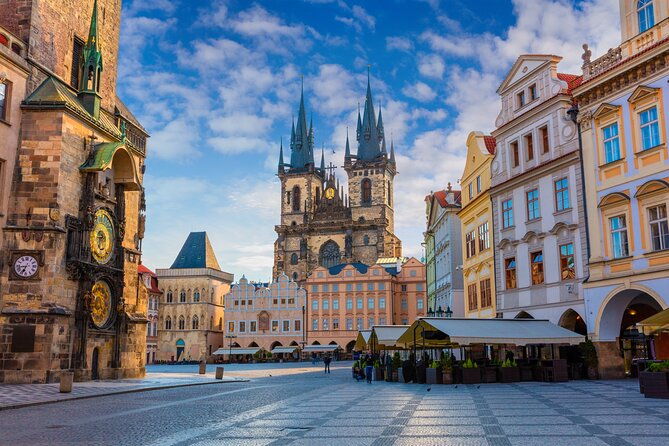 budapest-to-prague-private-transfer-with-2-hours-of-sightseeing