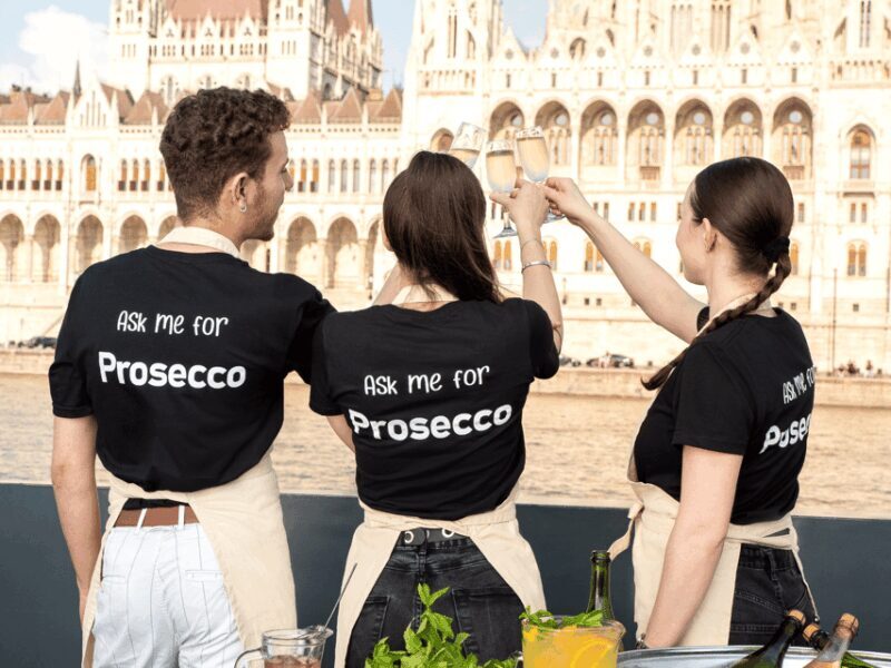 Budapest: Unlimited Prosecco, Beer and Aperol Spritz Cruise - The Sum Up